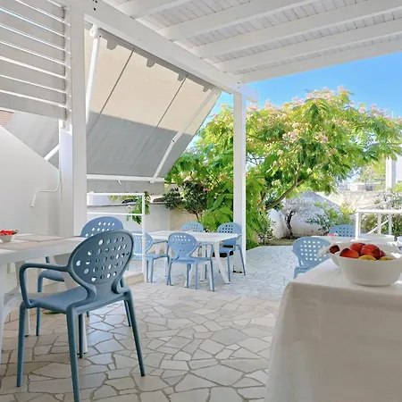 Bed and Breakfast Ammarea 3*